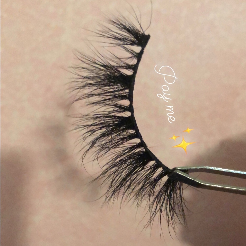 Mink Lashes “Pay Me”